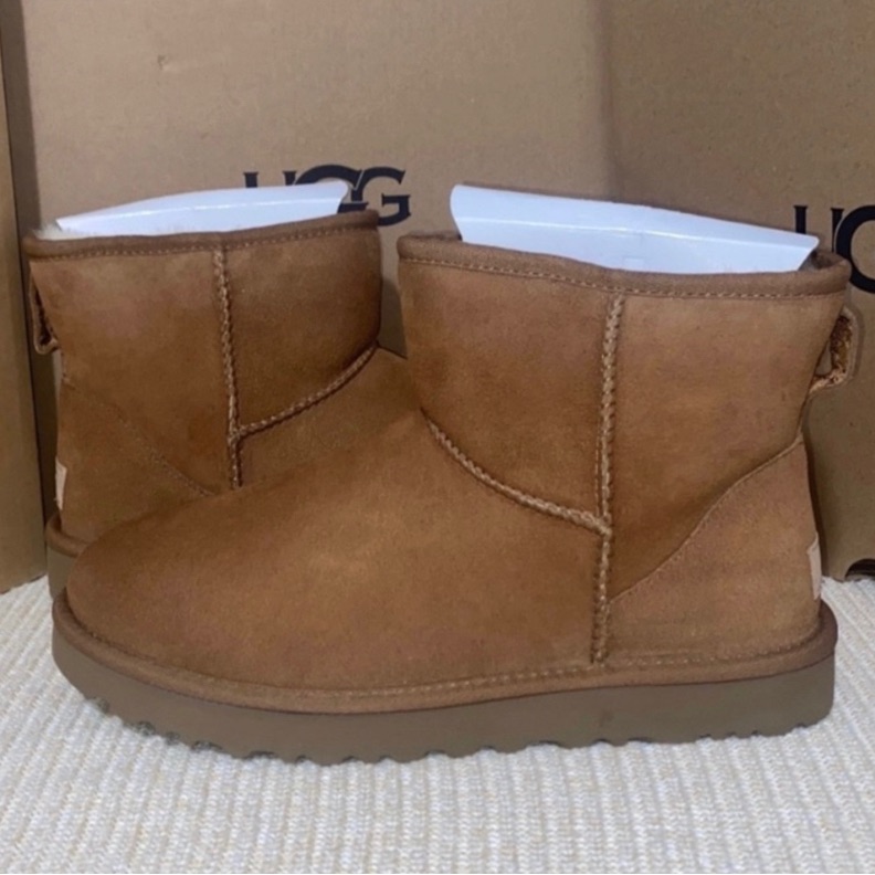 Ugg Classic Mini